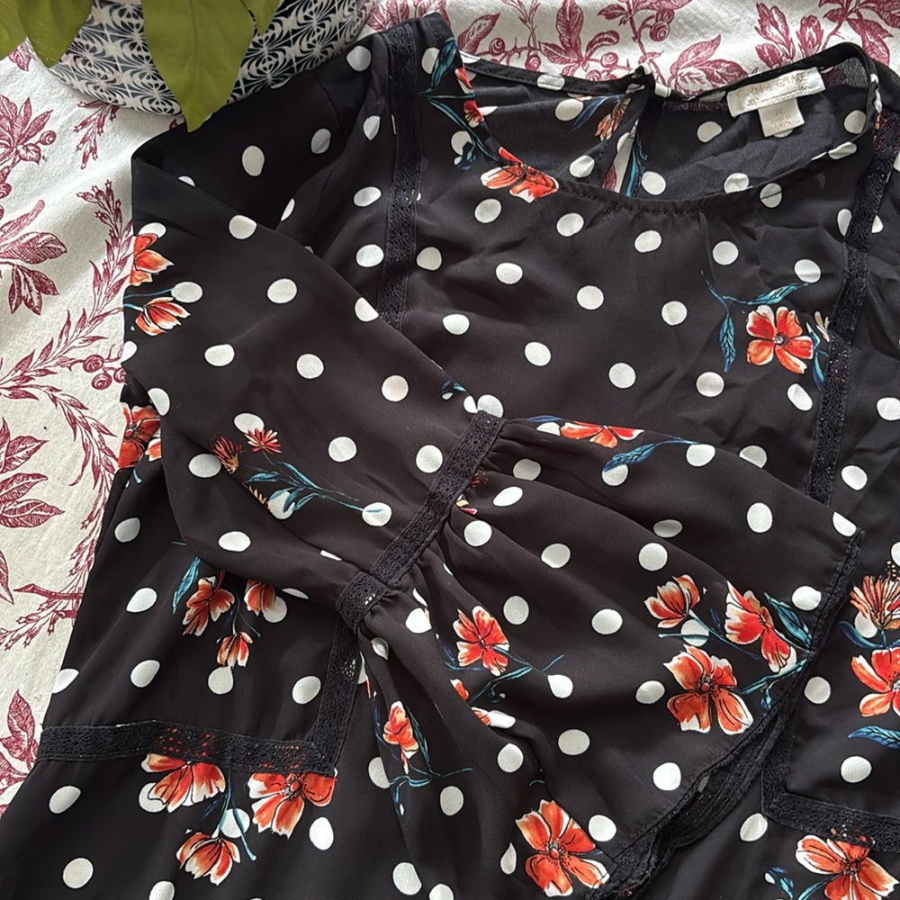 Black and White 3/4 Sleeve Blouse with Polka Dots
